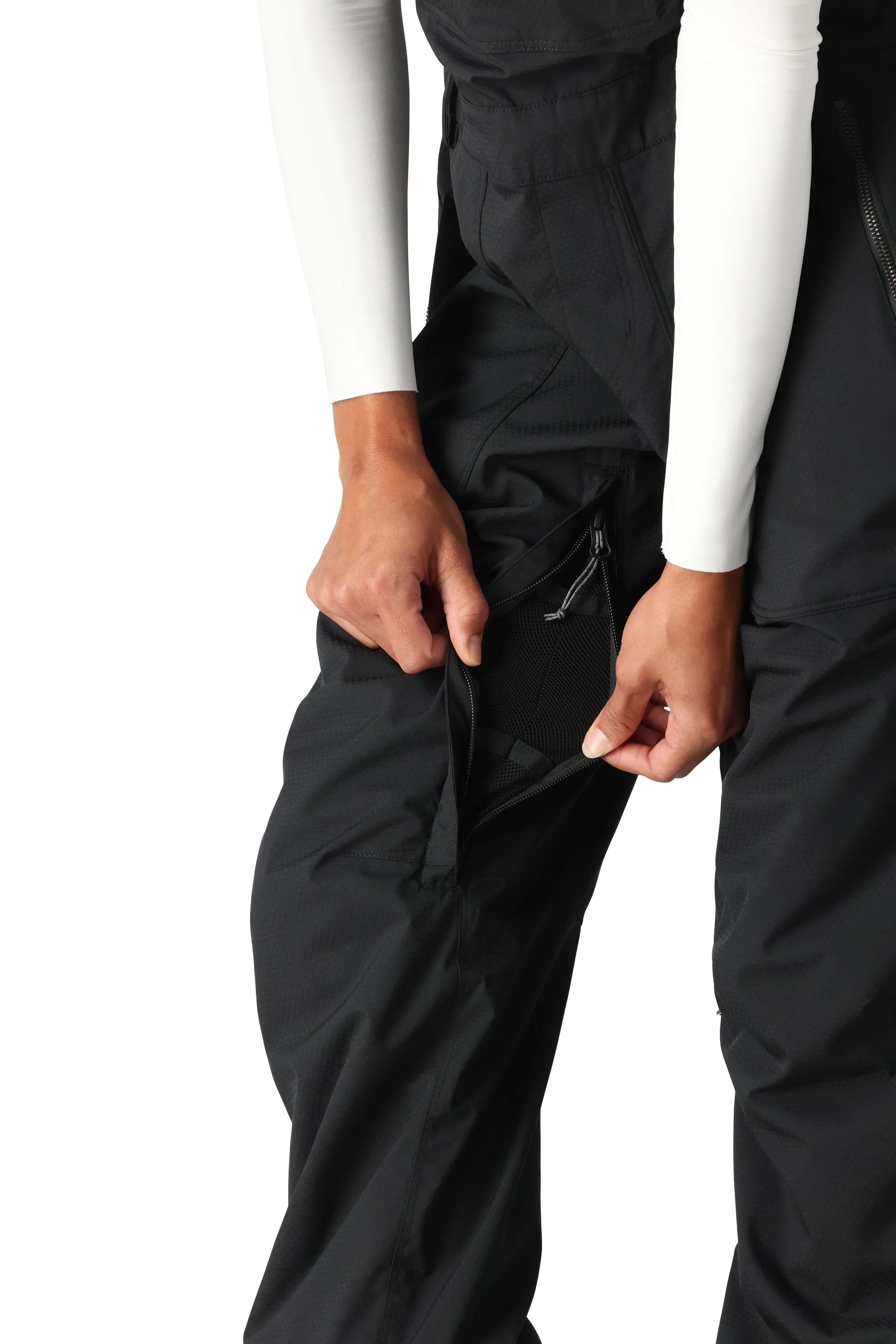 686 Women's Black Magic Insulated Bib Snowboard Pants Black Geo Jacquard 2025