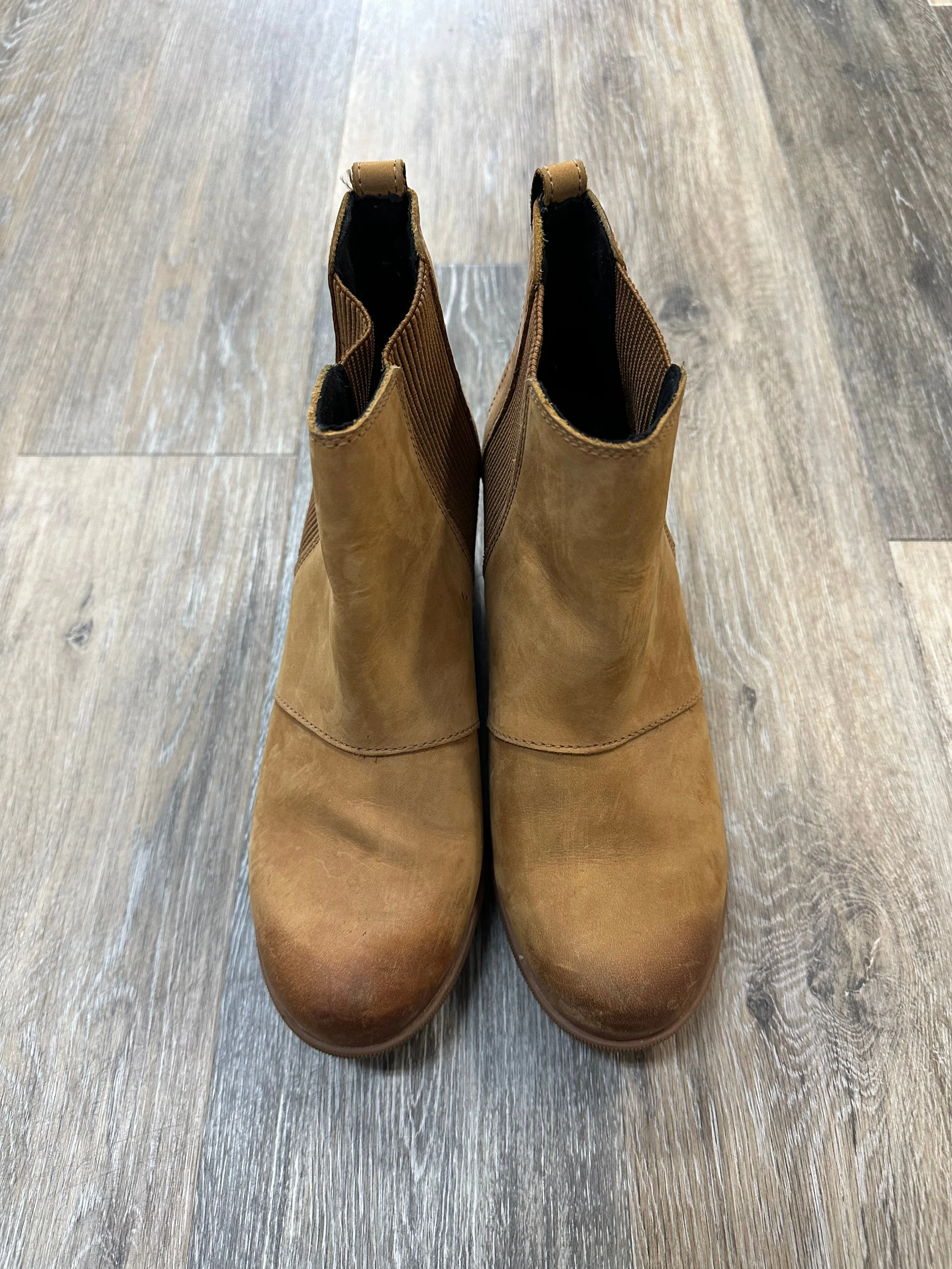 Boots Ankle Heels By Sorel In Tan, Size: 9